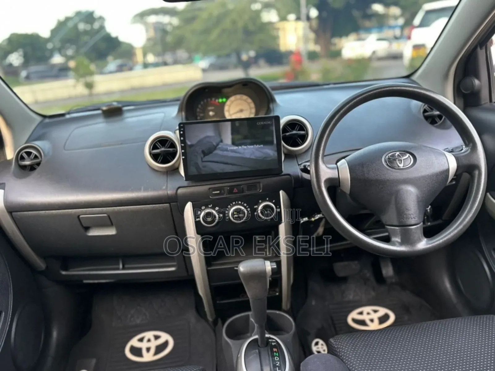 Toyota IST 2005 Gray