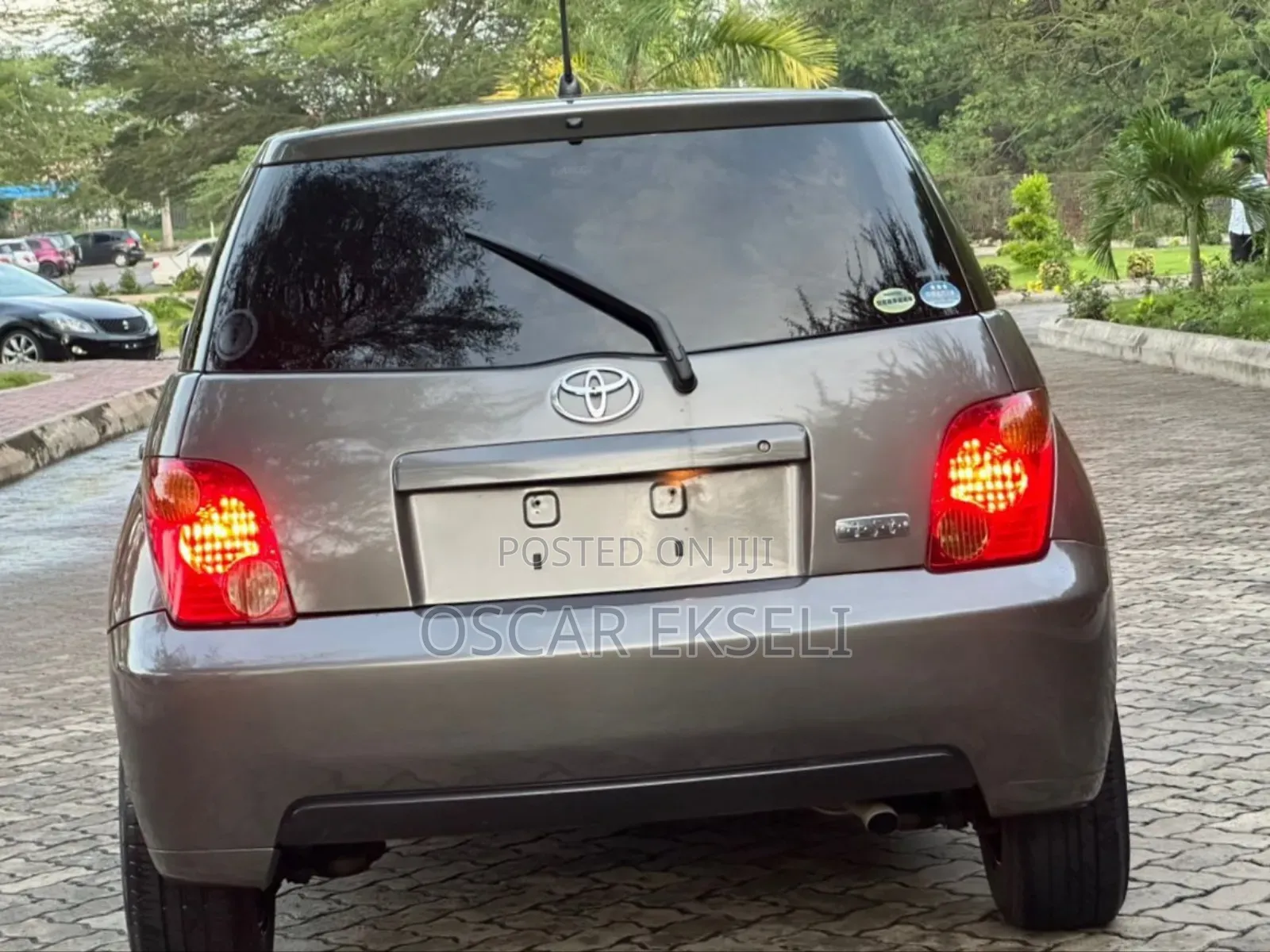 Toyota IST 2005 Gray
