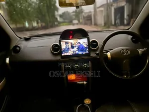 Toyota IST 2005 White