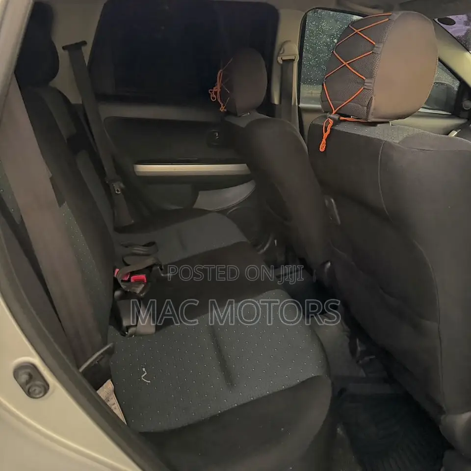 Toyota IST 2005 Silver