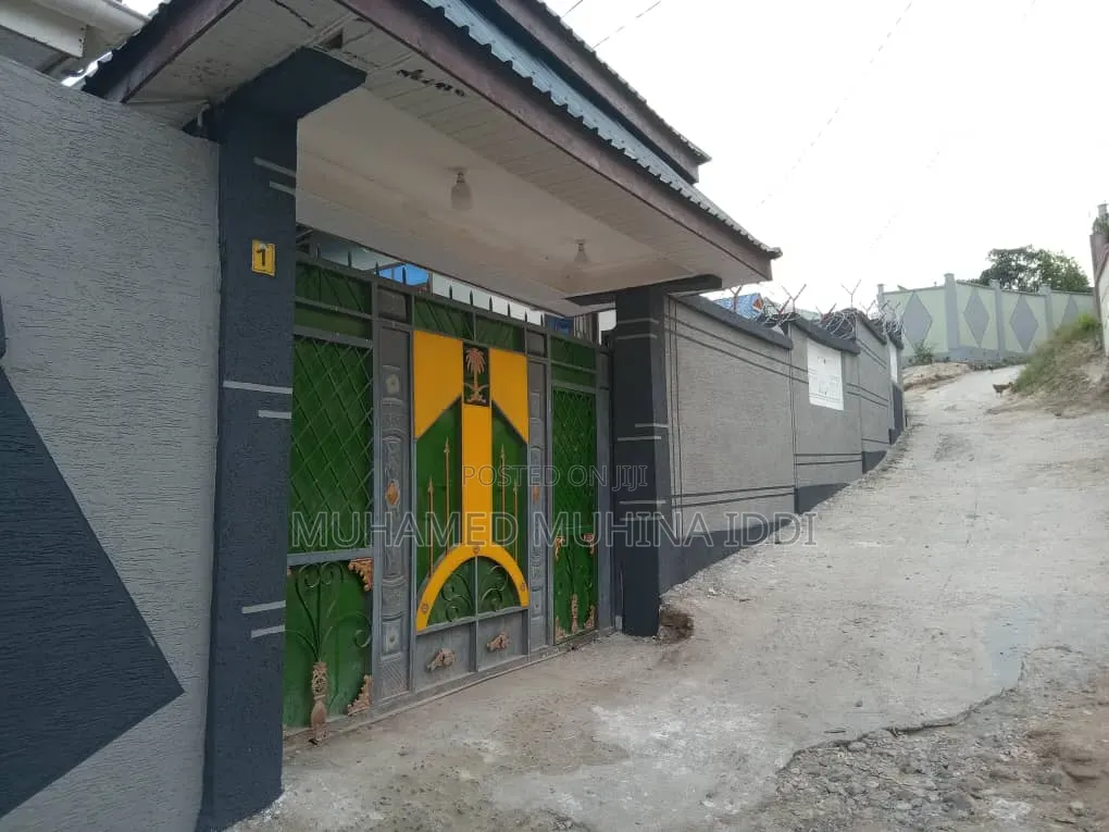2bdrm Apartment in Kwa Msuguri, Mbezi for rent