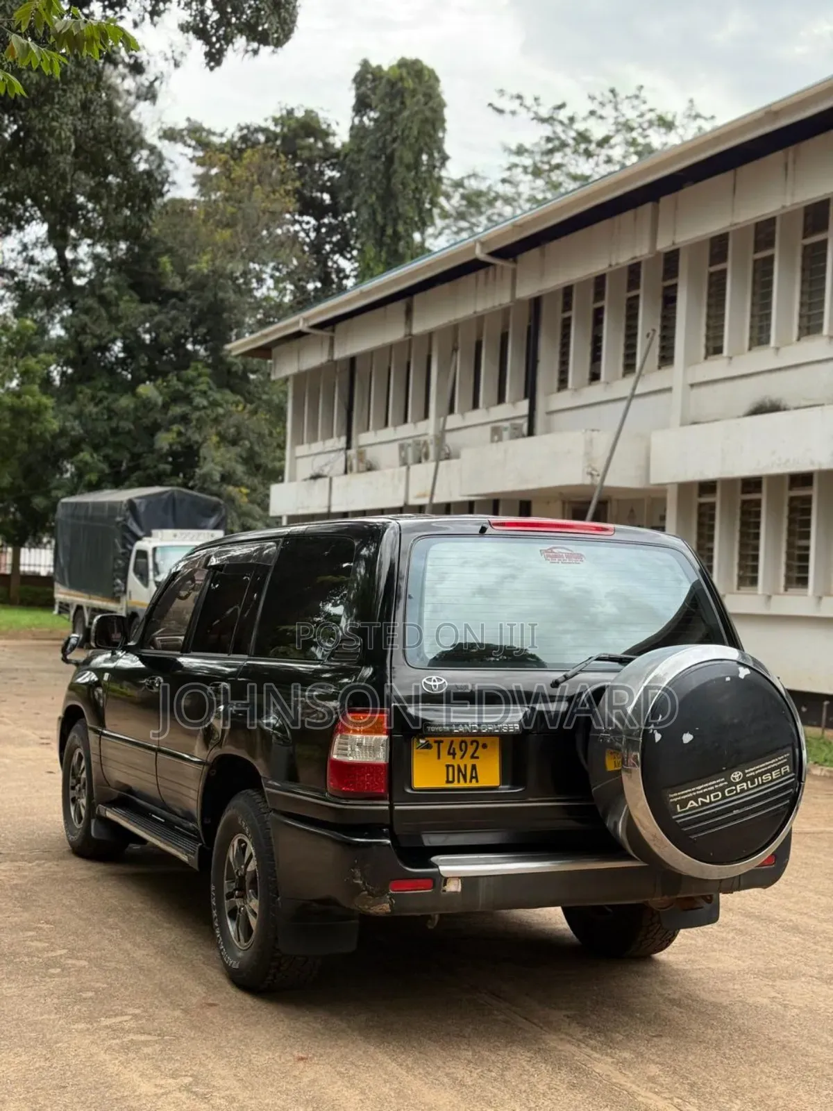 Toyota Land Cruiser 2000 Black