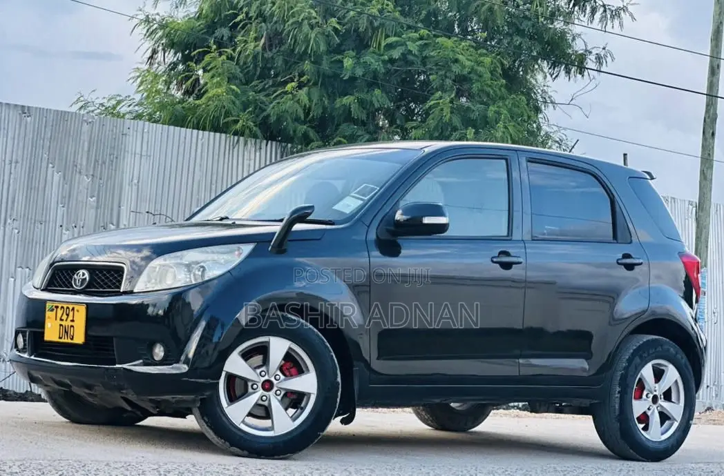 Toyota Rush 1.5 RWD 2006 Black
