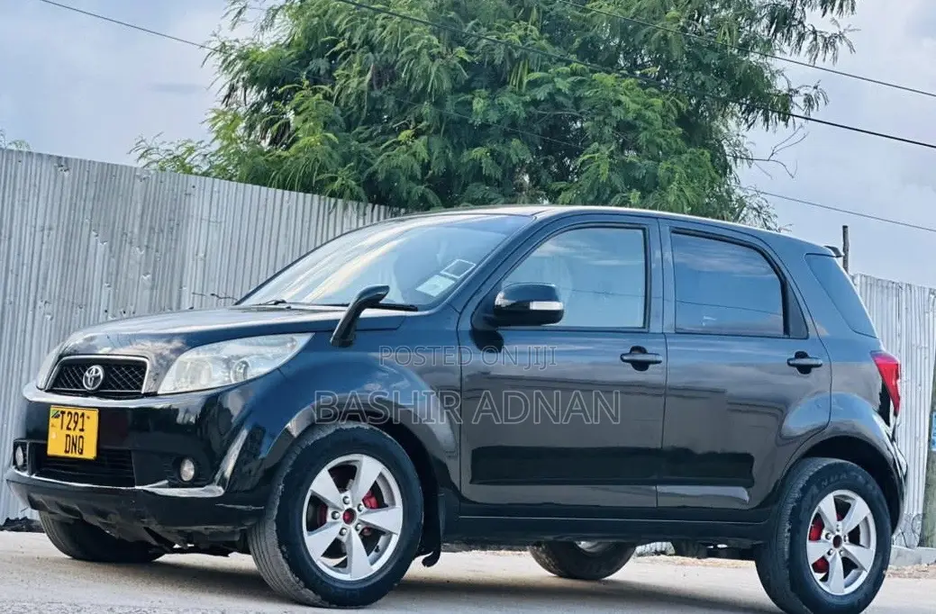 Toyota Rush 1.5 RWD 2006 Black