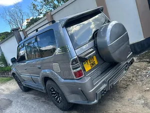 Toyota Land Cruiser Prado 2003 Gray