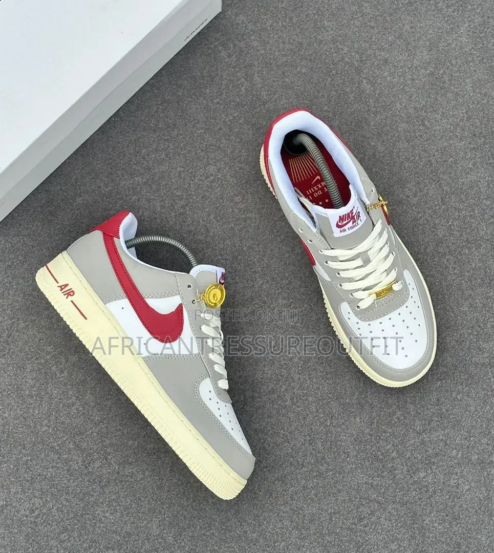 Nike Air Force 1 Low Sneakers Collection