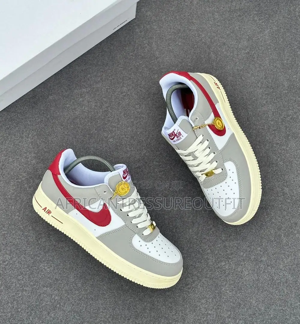 Nike Air Force 1 Low Sneakers Collection