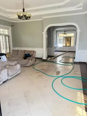 4bdrm House in Goba for sale