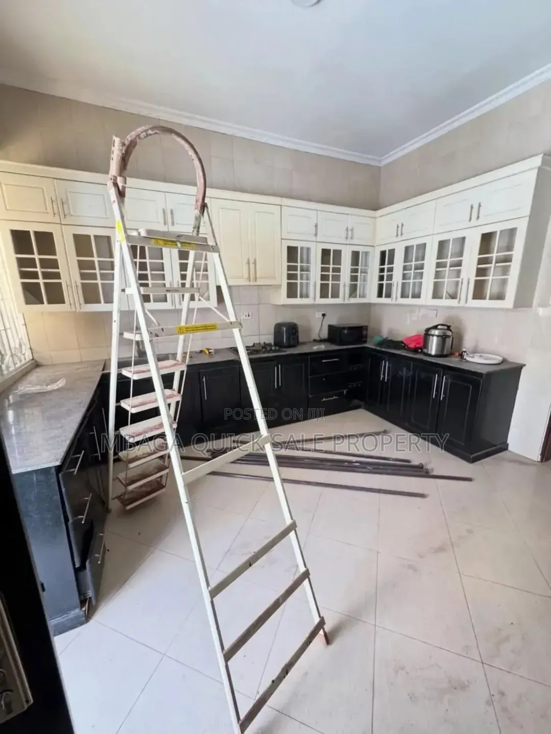 4bdrm House in Goba for sale