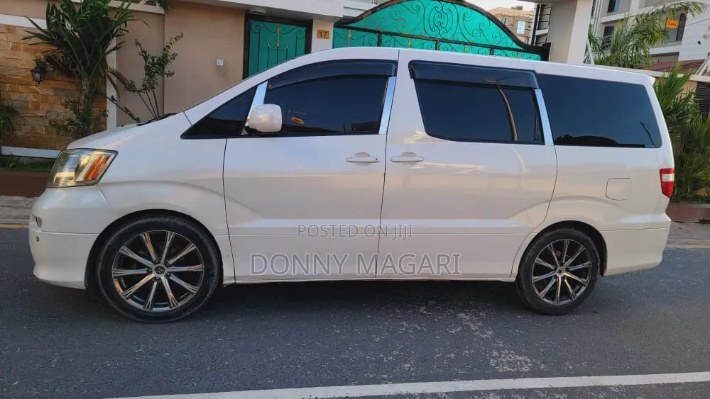 Toyota Alphard 2006 White