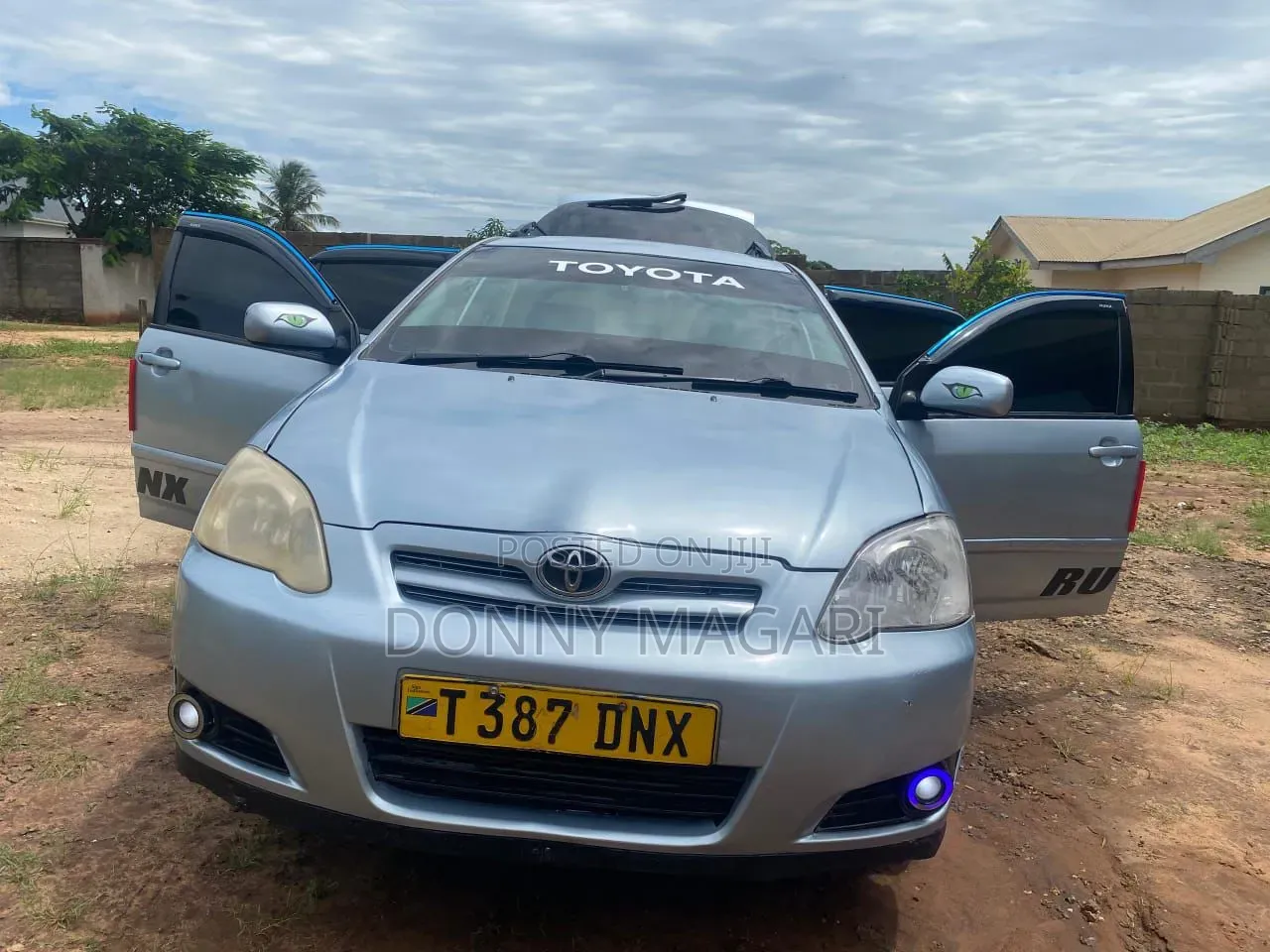 Toyota Corolla RunX 2006 Silver