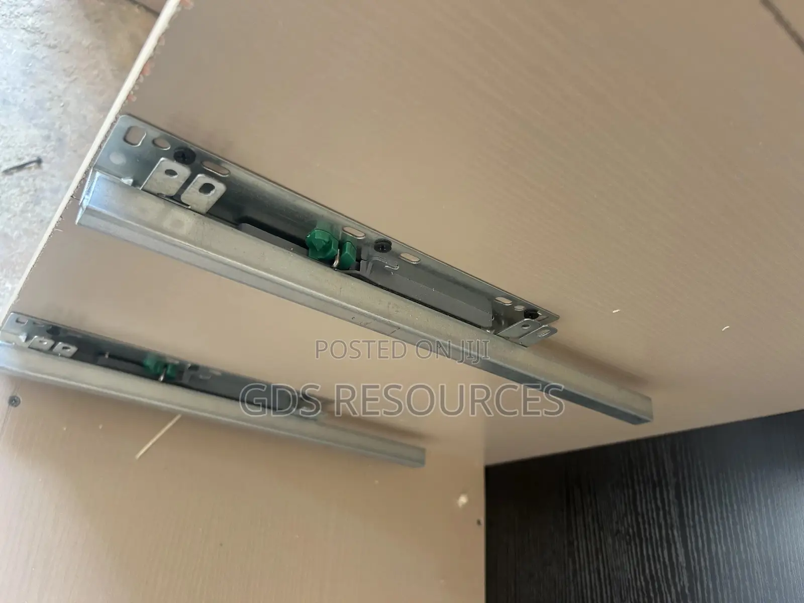 Heavy Duty Drawer Runner