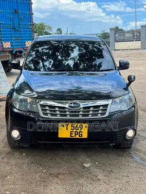 Subaru Forester 2012 Black