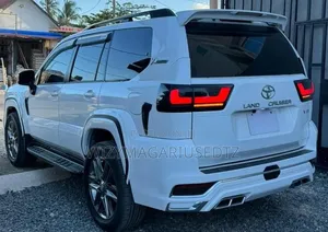 Toyota Land Cruiser Prado 2006 Ivory