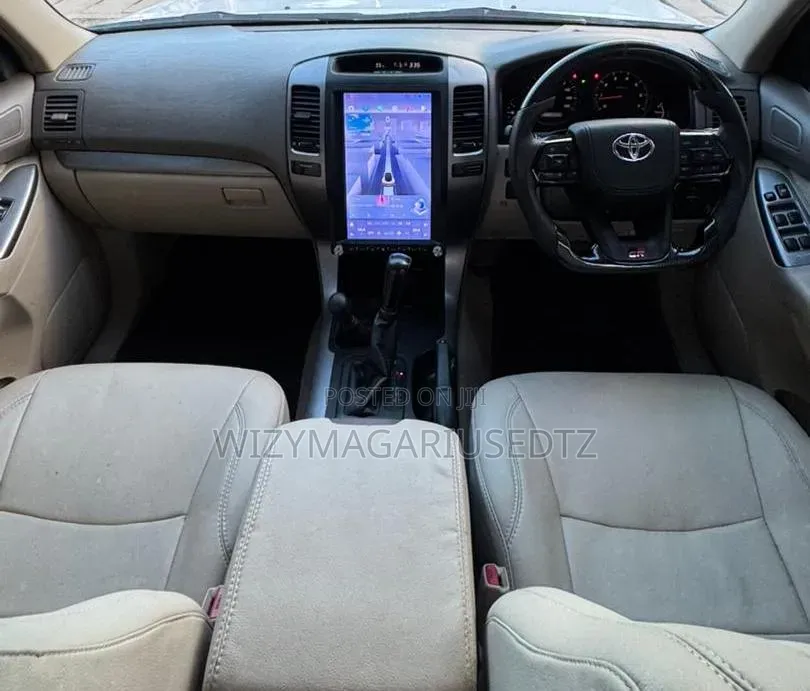 Toyota Land Cruiser Prado 2006 Ivory