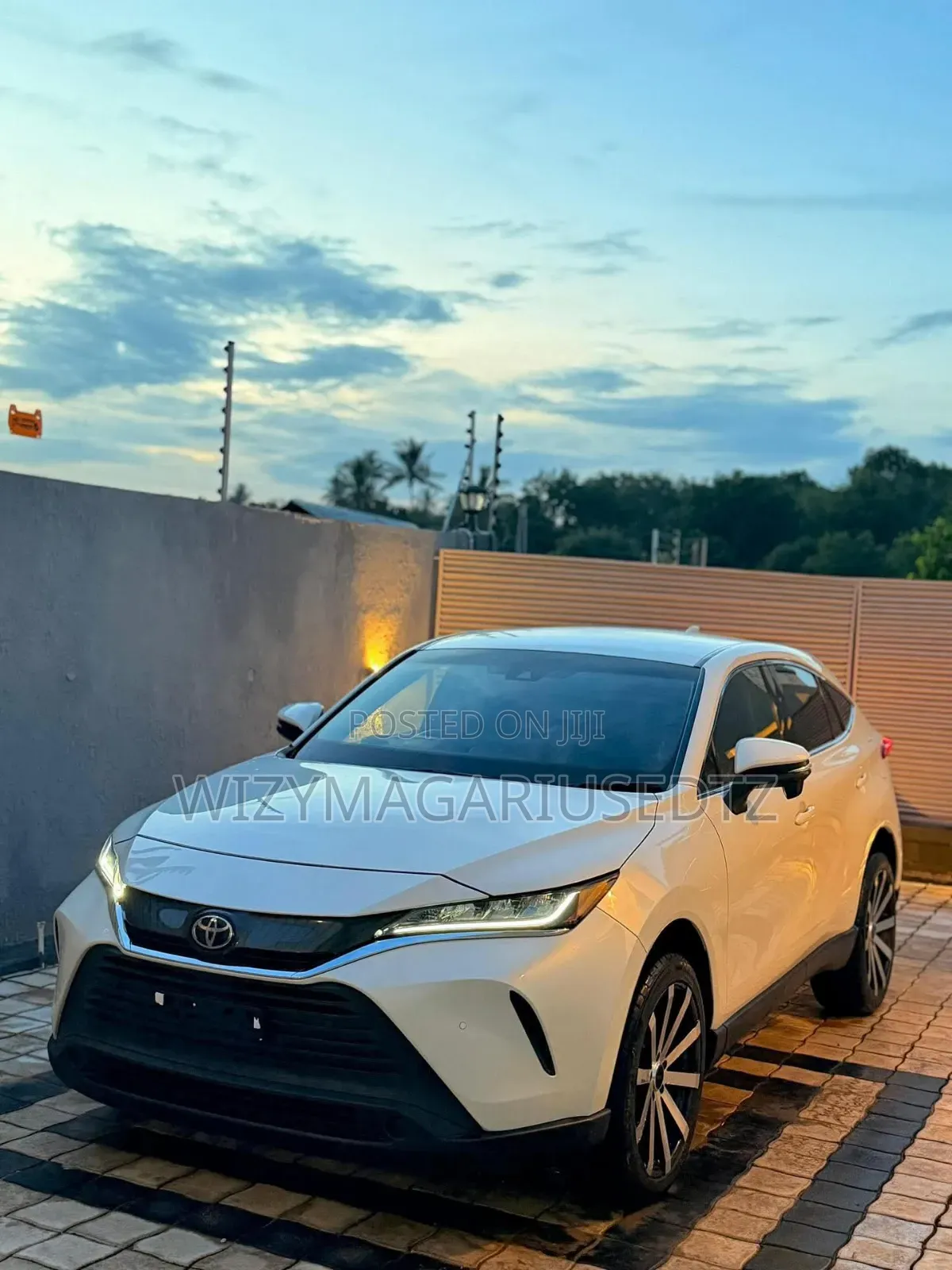 Toyota Harrier Z 2021 White
