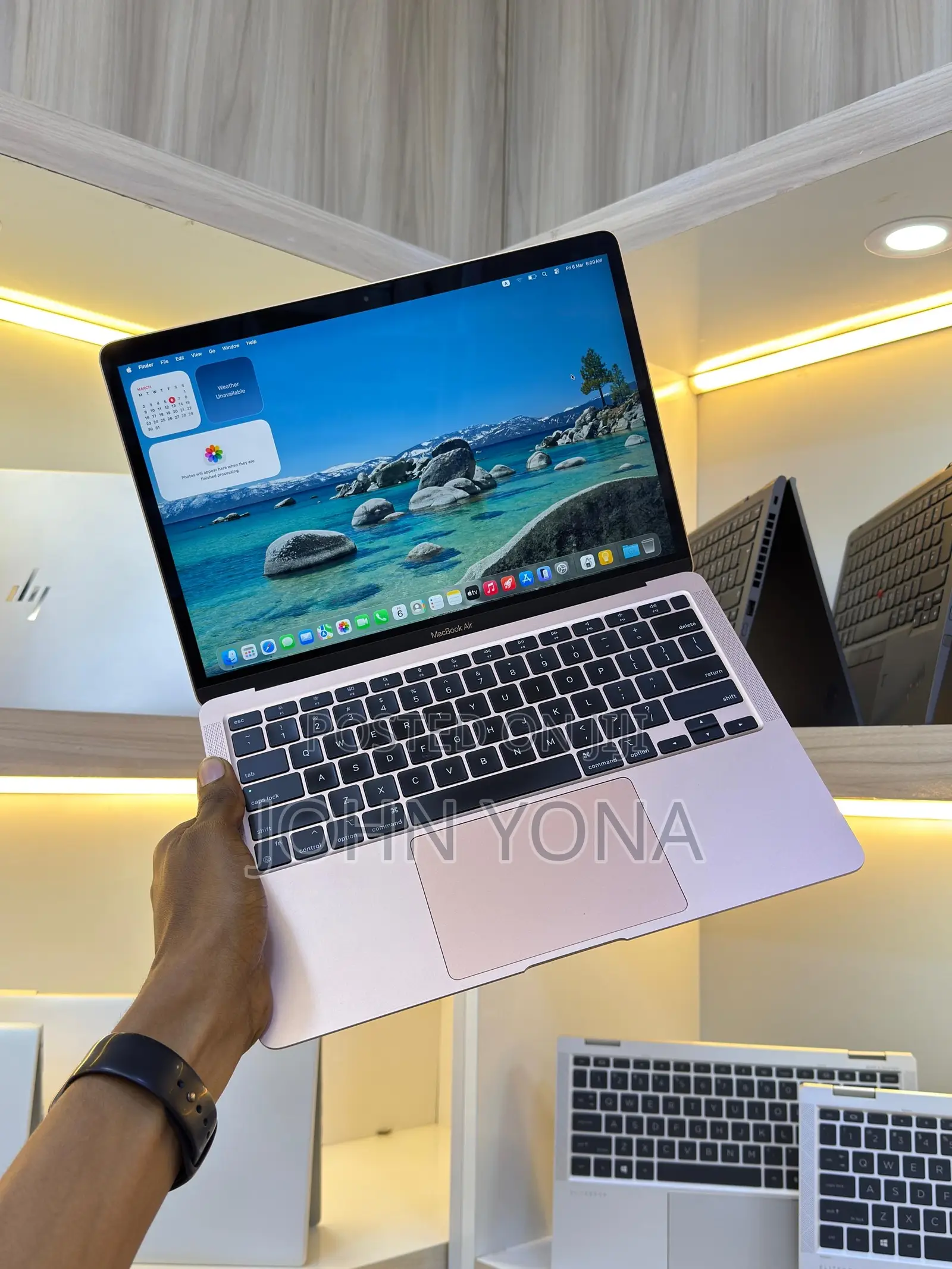 Laptop Apple MacBook Air 2020 8GB Apple M1 SSD 256GB