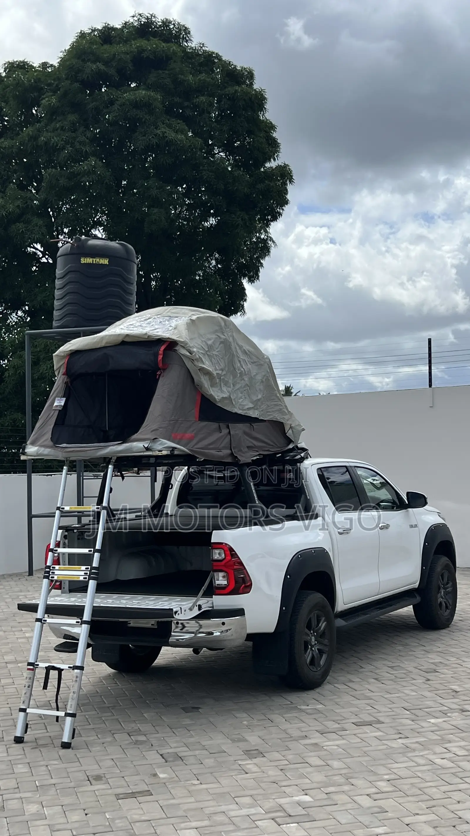 Toyota Hilux 2022 Pearl