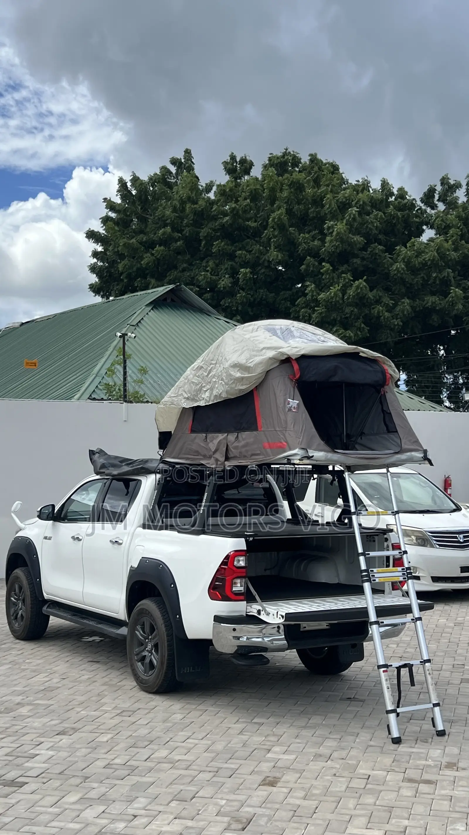 Toyota Hilux 2022 Pearl