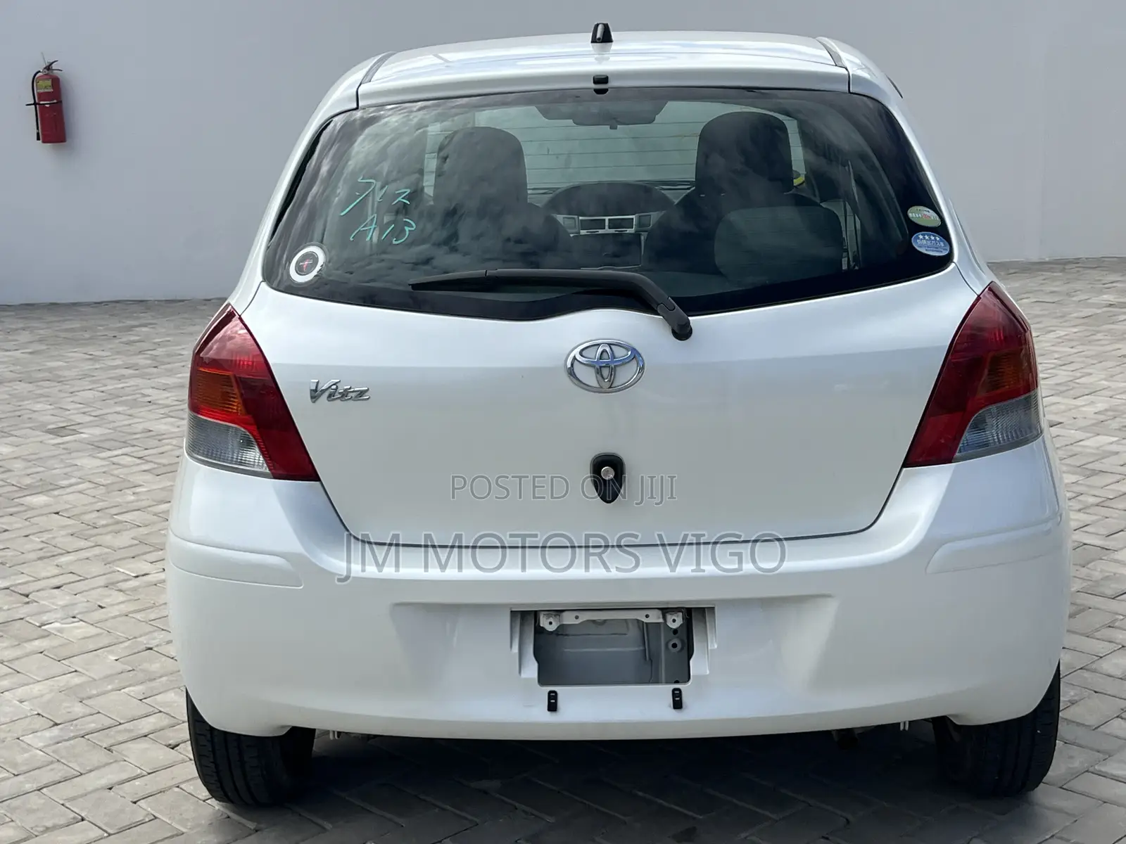 Toyota Vitz 2008 Pearl