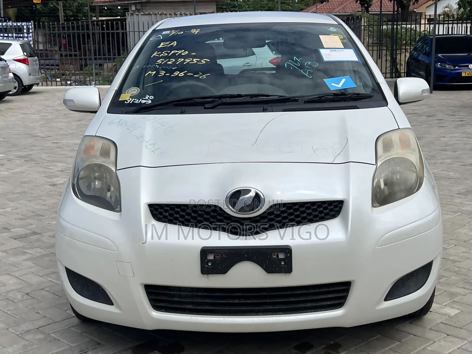 Toyota Vitz 2008 Pearl