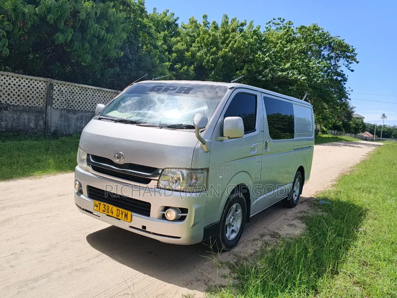 Toyota Grand HiAce 2007 Silver