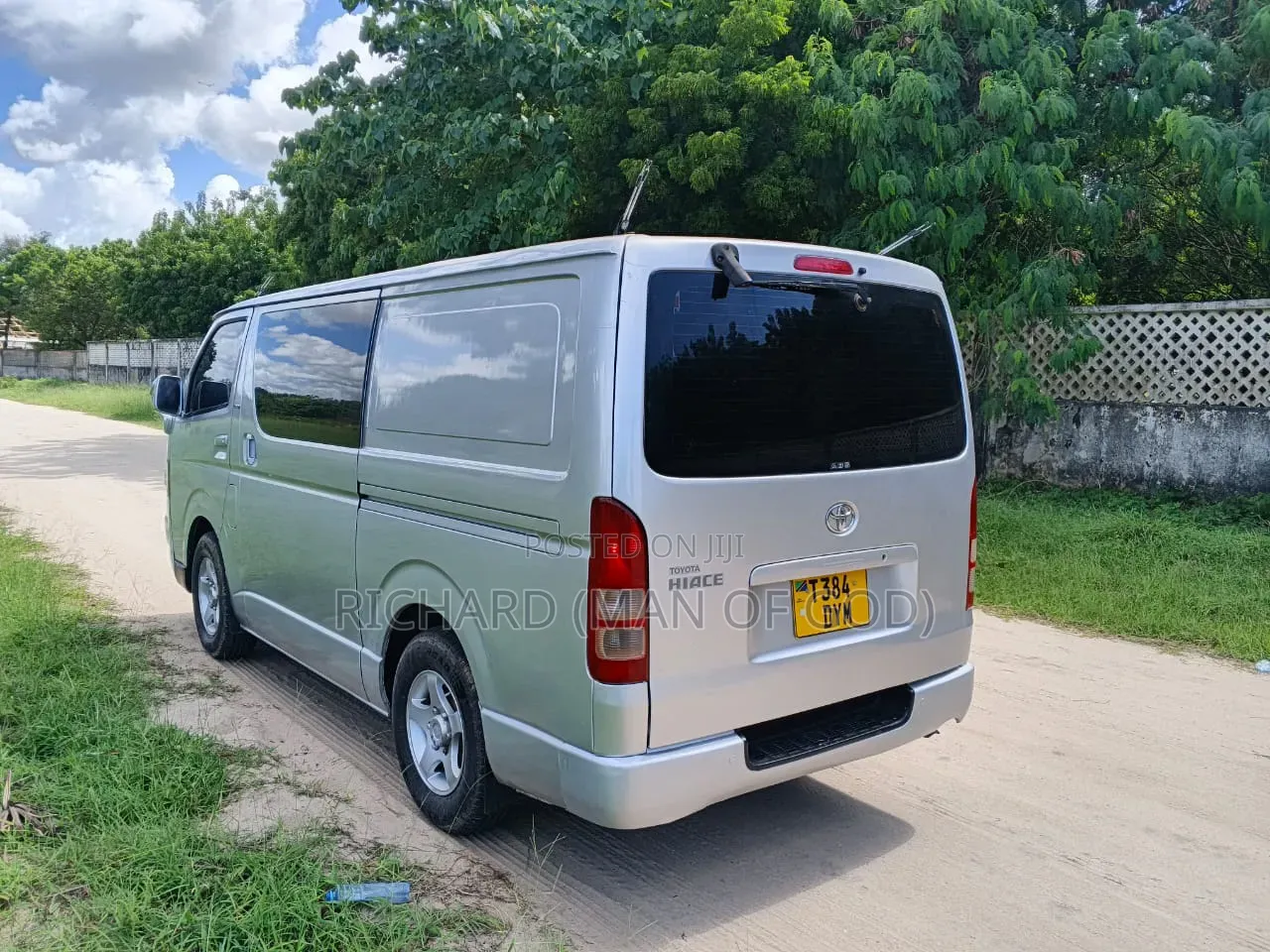 Toyota Grand HiAce 2007 Silver