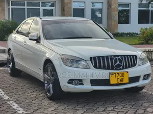 Mercedes-Benz C-Class 2007 White