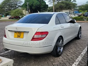 Mercedes-Benz C-Class 2007 White