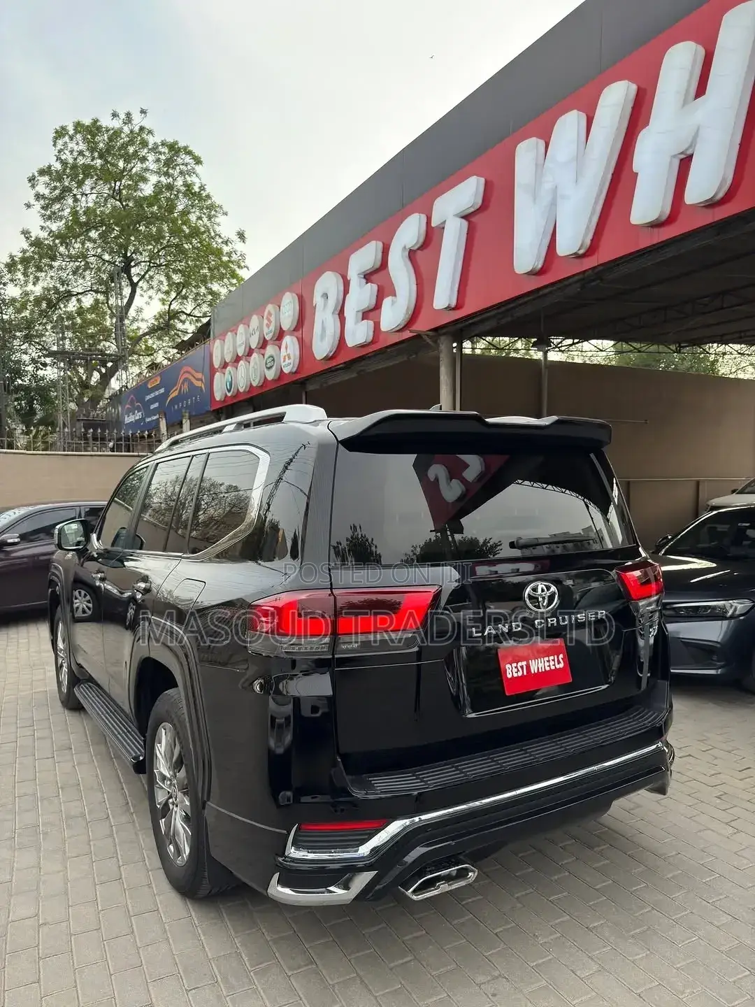 Toyota Land Cruiser LC300 2025 Black
