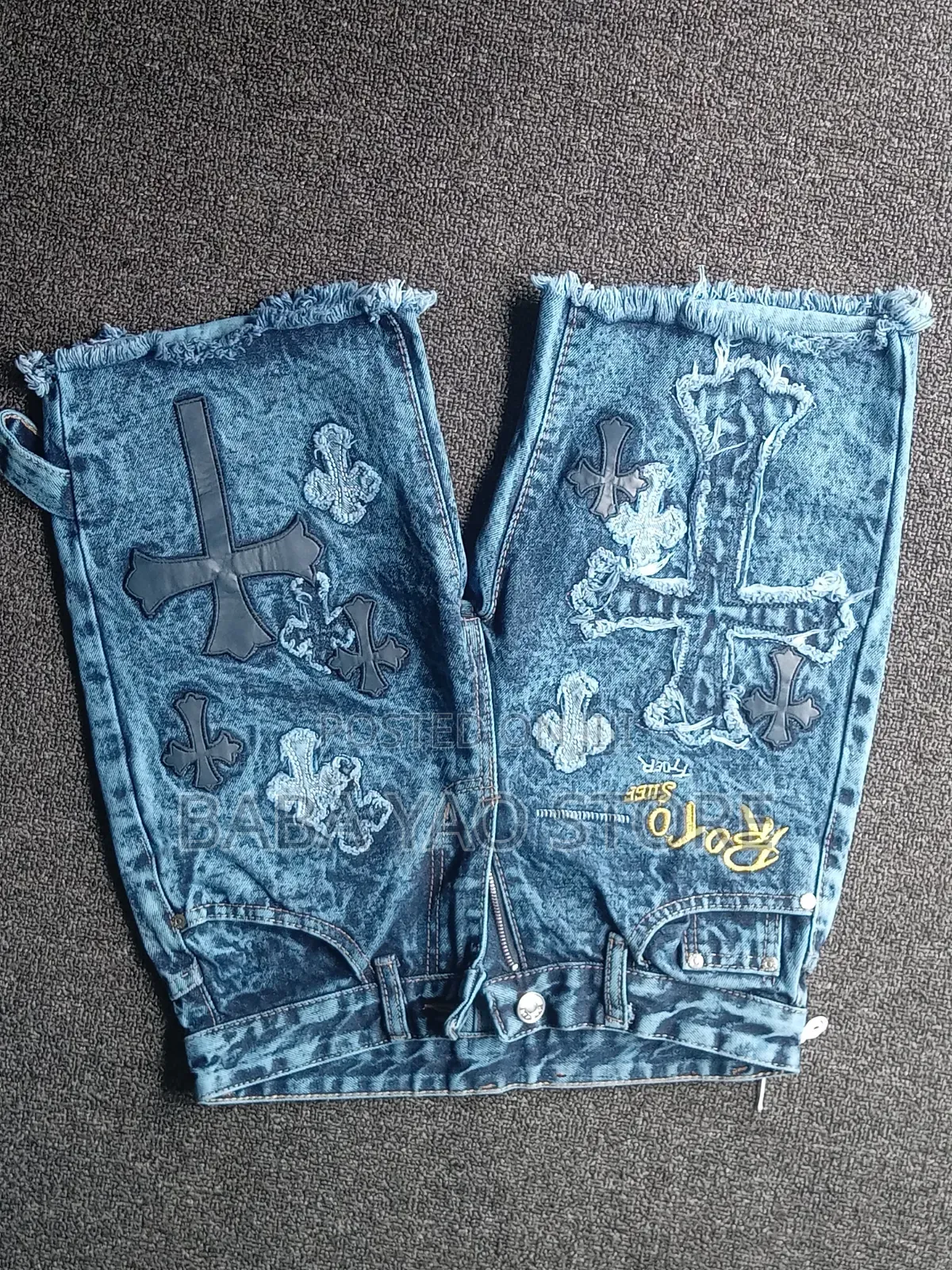 Men's Capri Colorfast Jeans.