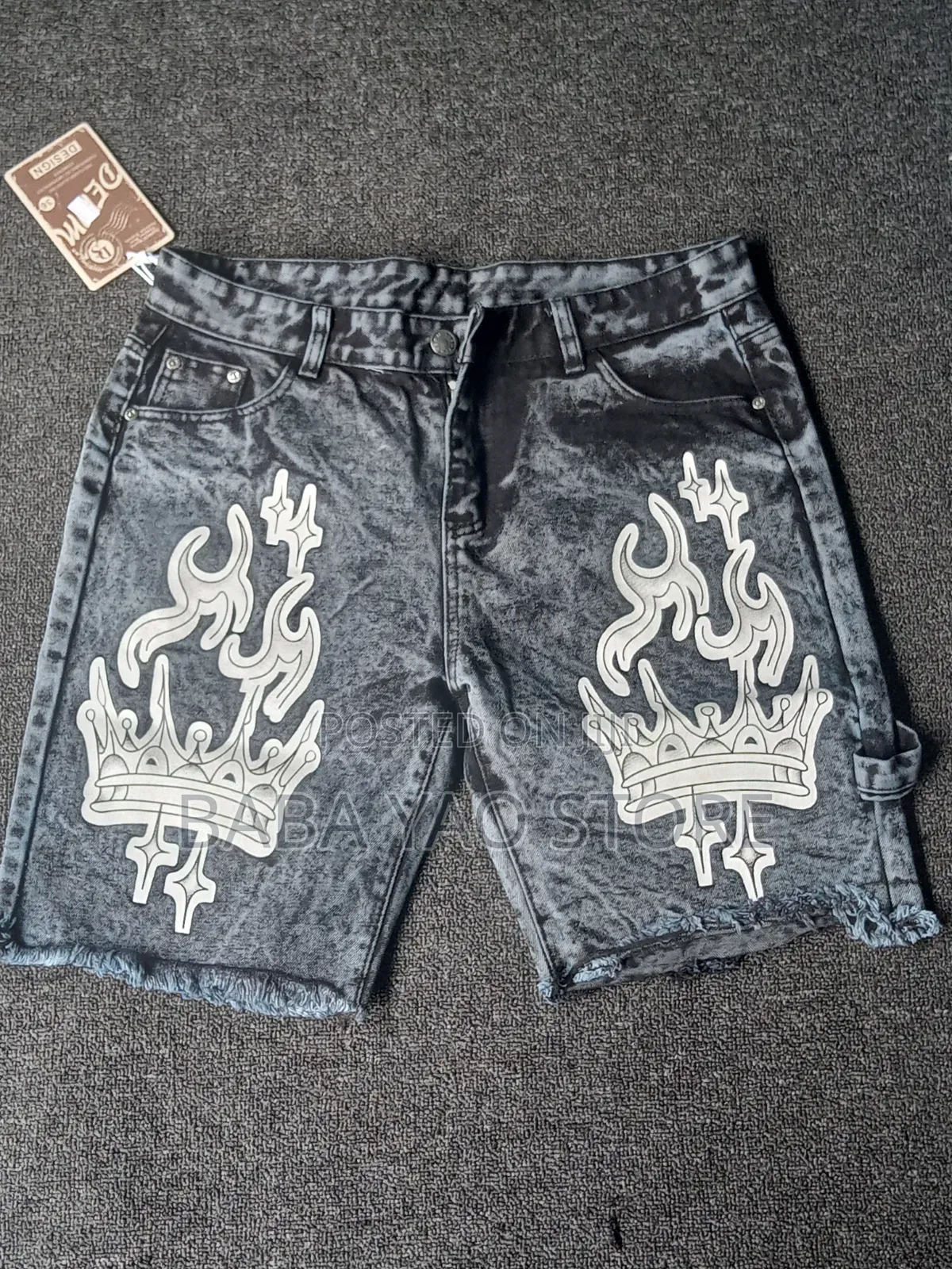 Men's Capri Colorfast Jeans.