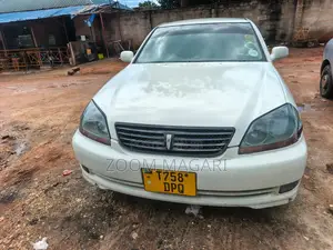 Toyota Mark II 2000 White