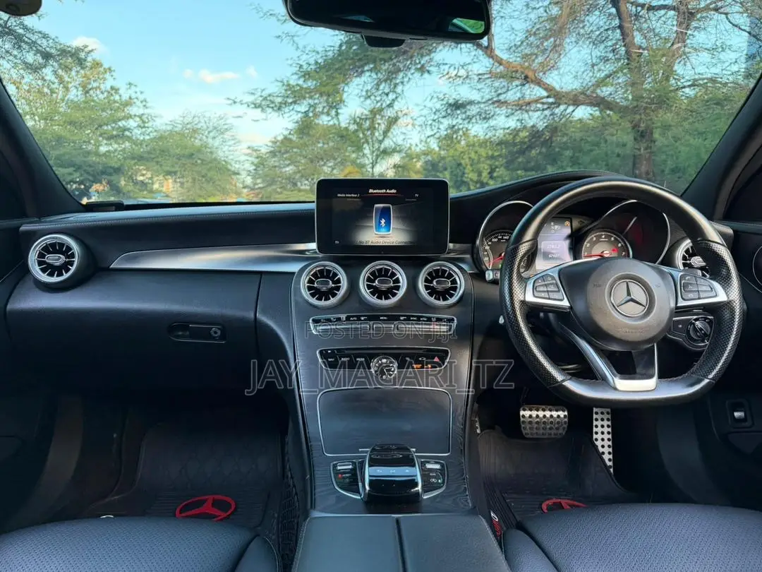 Mercedes-Benz C200 2014 White