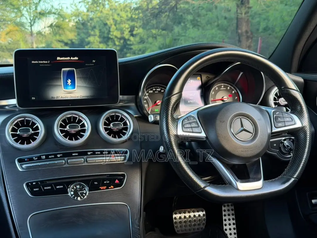 Mercedes-Benz C200 2014 White