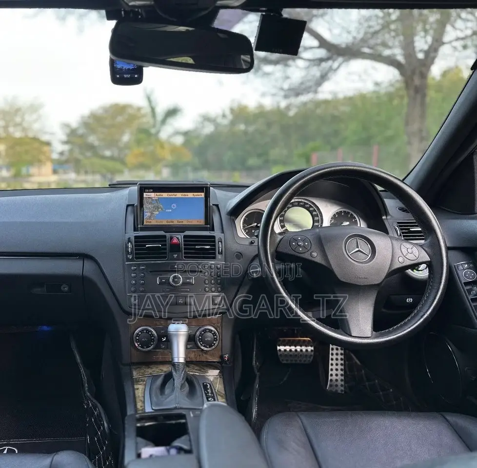 Mercedes-Benz C-Class 2007 Silver