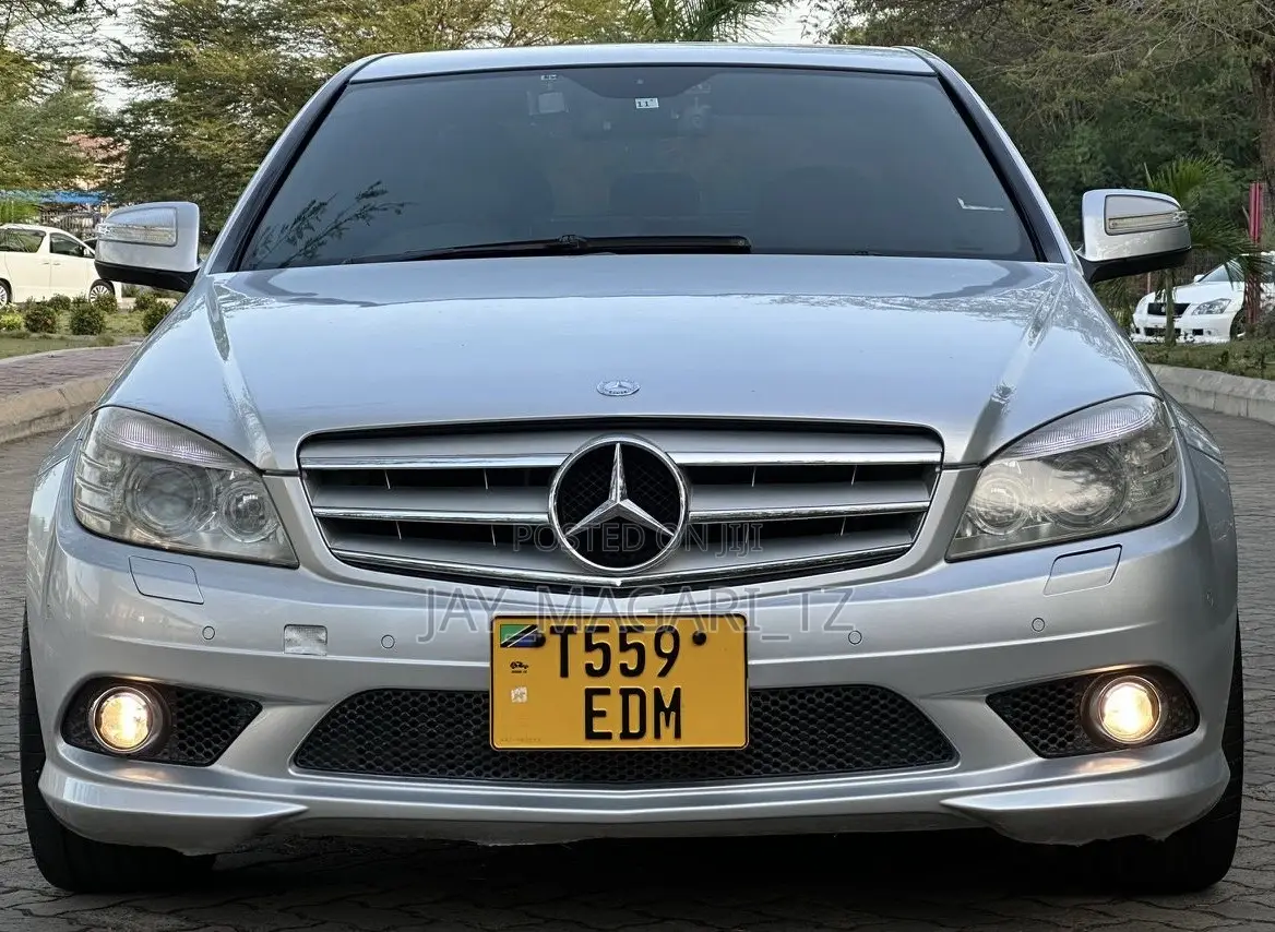 Mercedes-Benz C-Class 2007 Silver