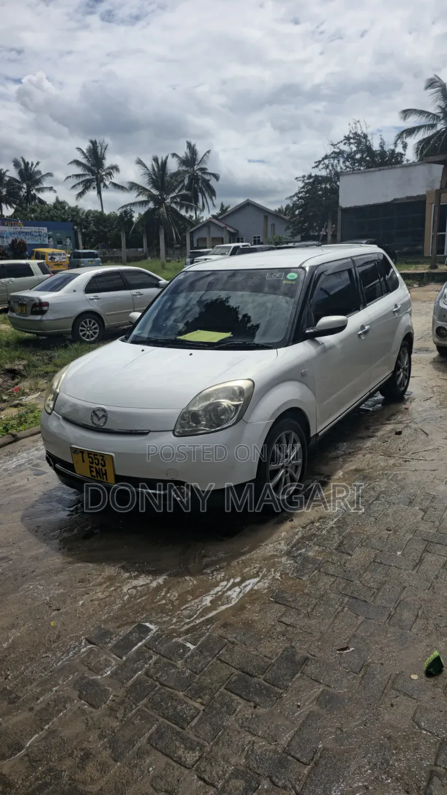 Mazda Verisa 2011 White