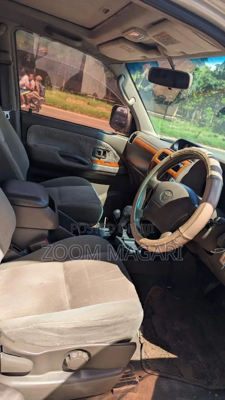 Toyota Land Cruiser Prado 1999 Silver