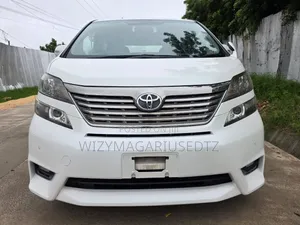Toyota Vellfire 2009 Pink