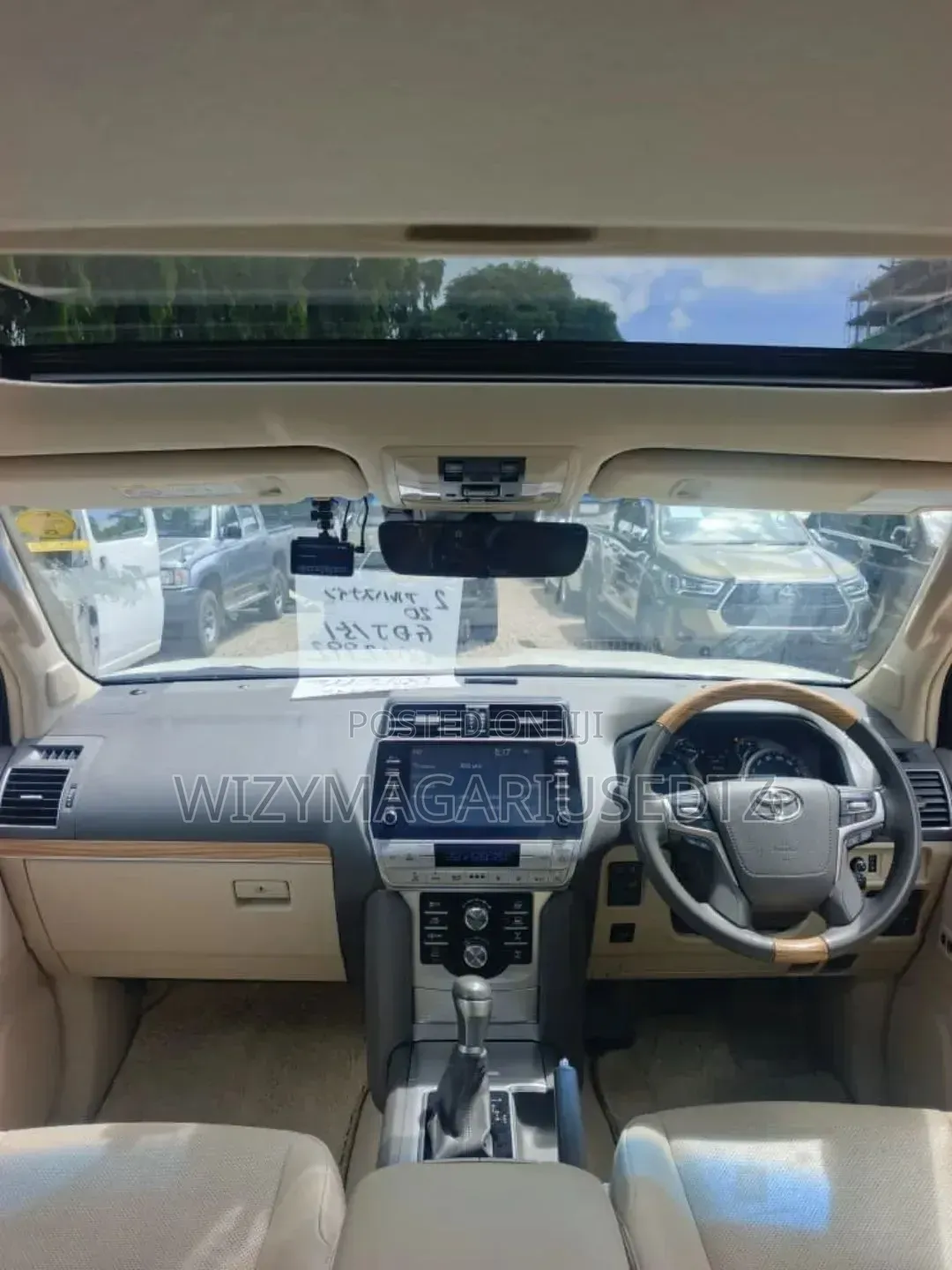 Toyota Land Cruiser Prado 2.8 2022 White