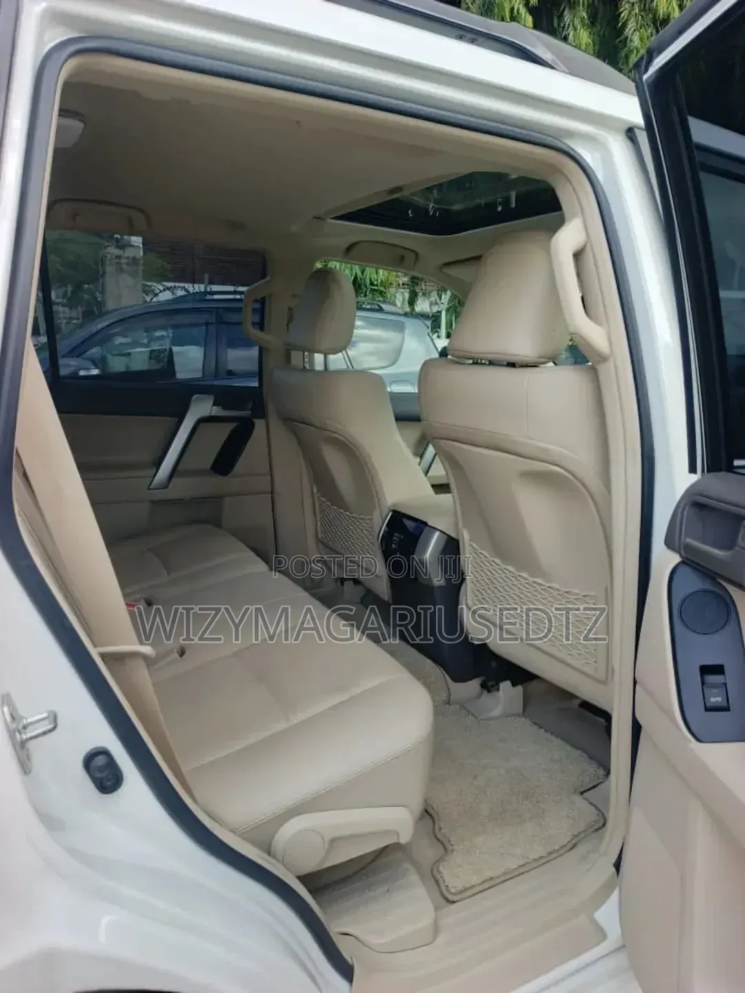 Toyota Land Cruiser Prado 2.8 2022 White