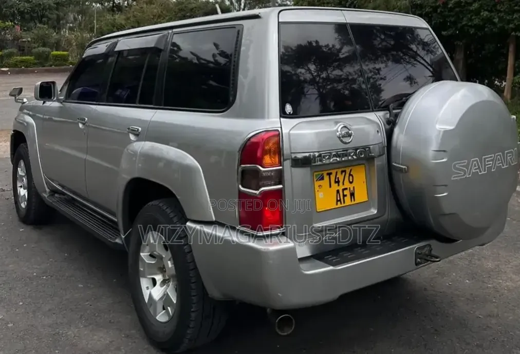 Nissan Patrol 2006 Silver