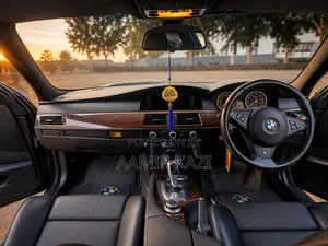 BMW 5 Series 535xi 2008 Blue