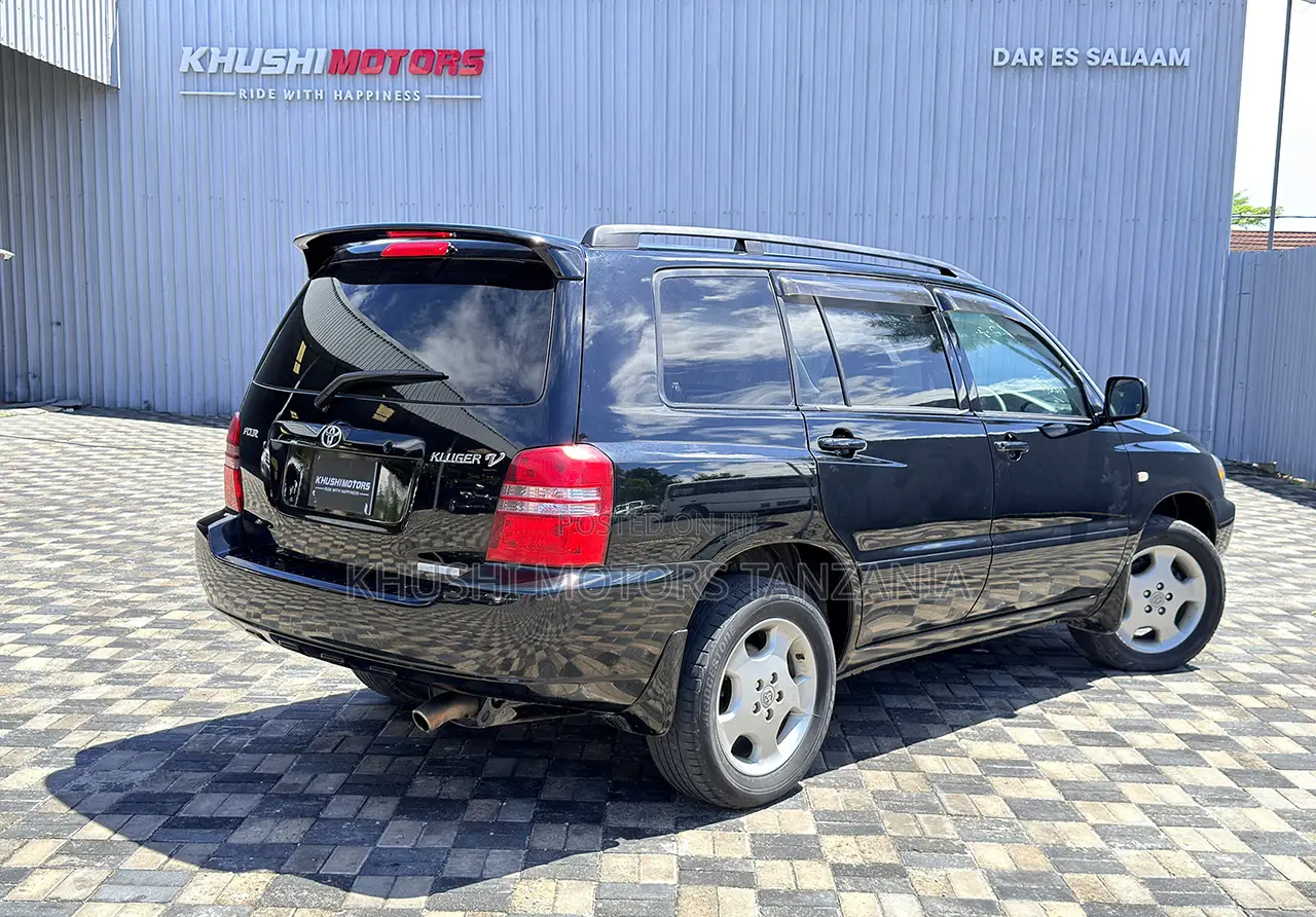 Toyota Kluger 2000 Black