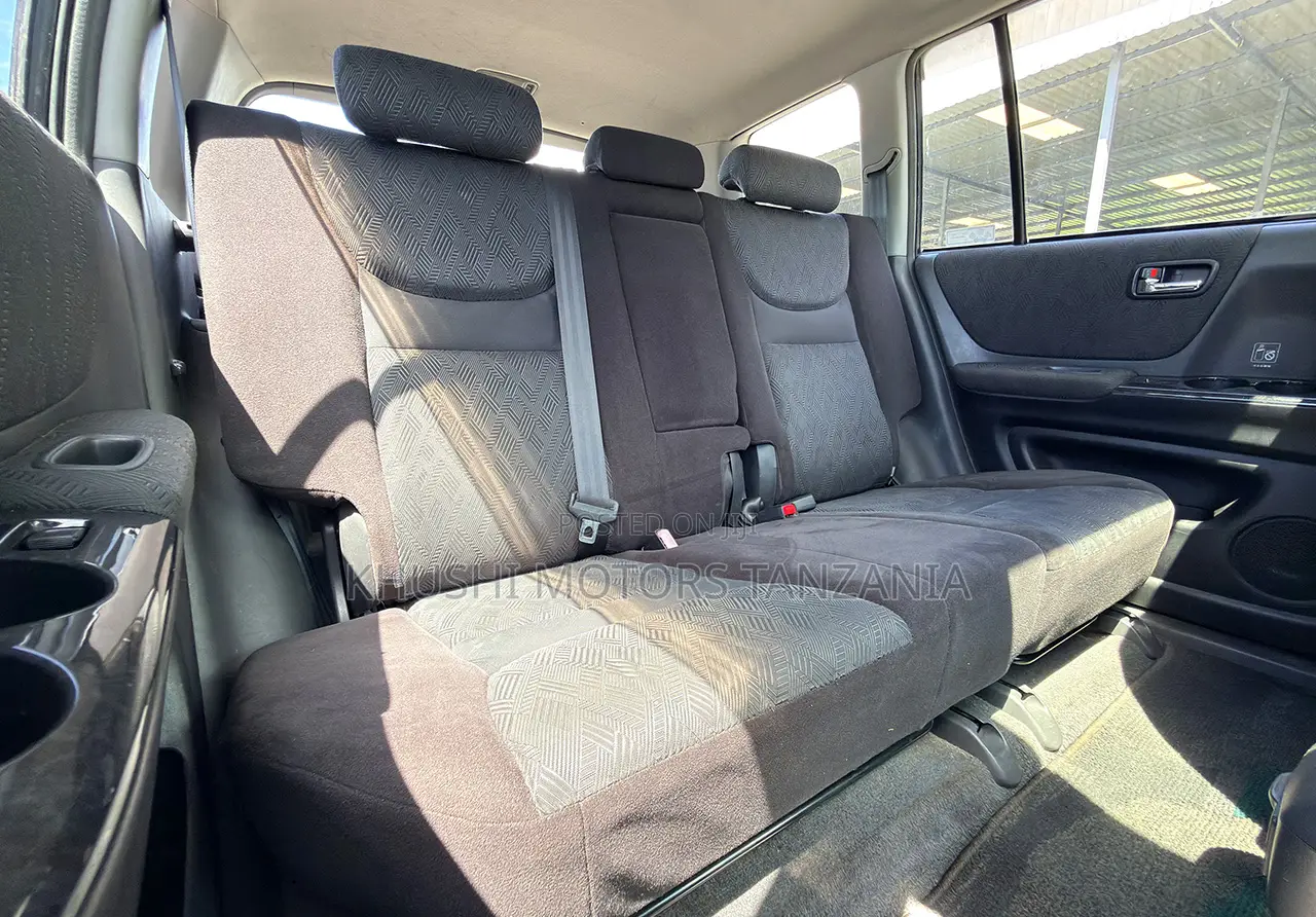 Toyota Kluger 2000 Black