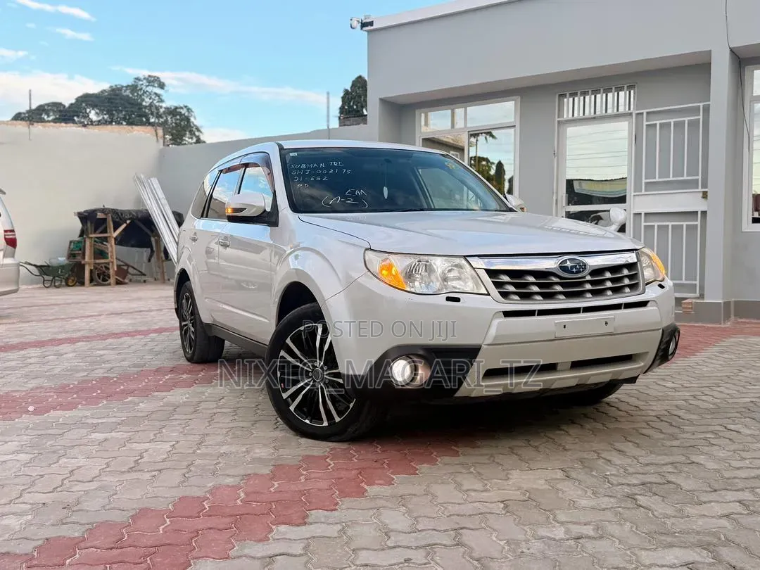 Subaru Forester 2010 White