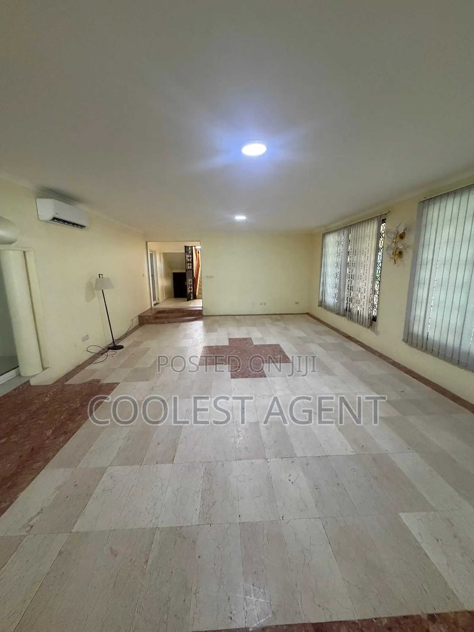 5bdrm Bungalow in Coolest Estate for rent