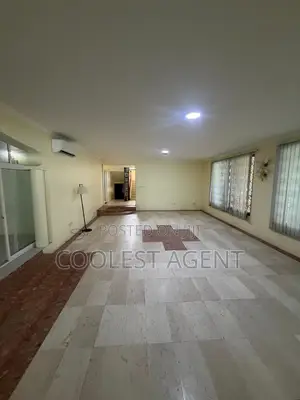 5bdrm Bungalow in Coolest Estate for rent