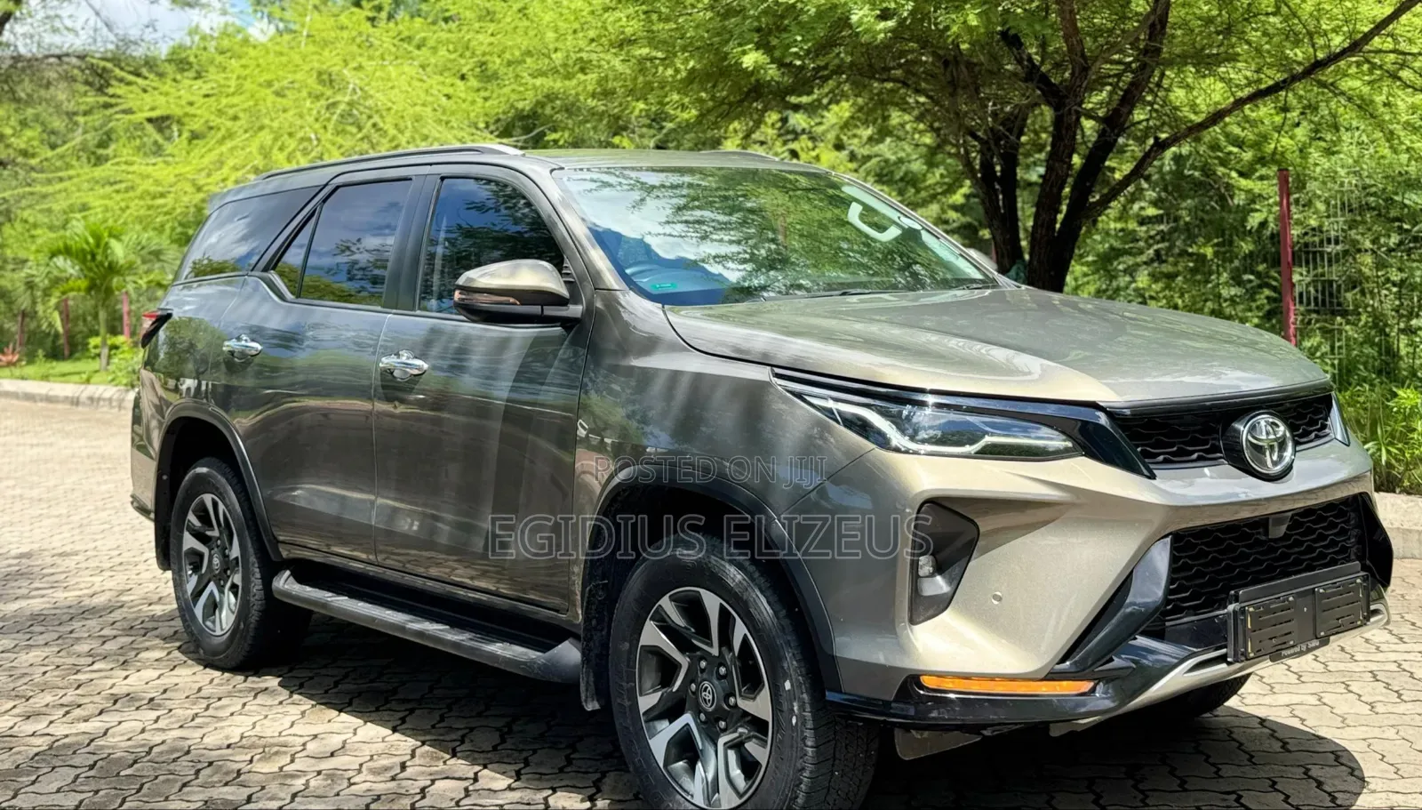 Toyota Fortuner 2023 Beige